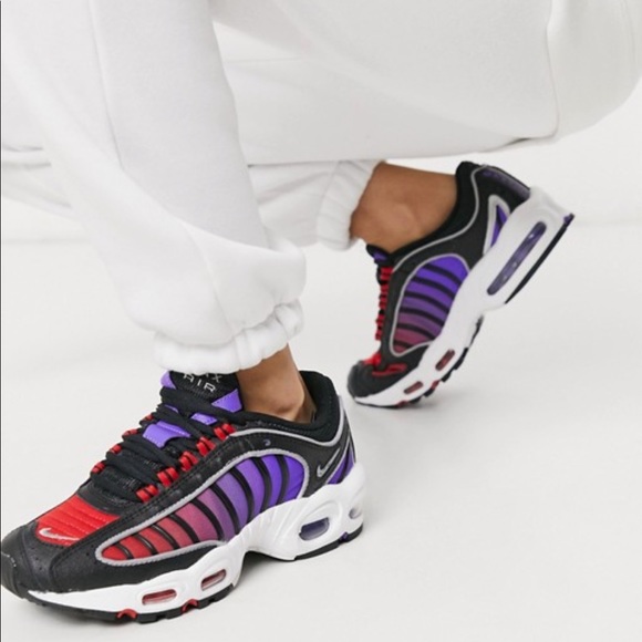 Nike Shoes - Nike Sneakers